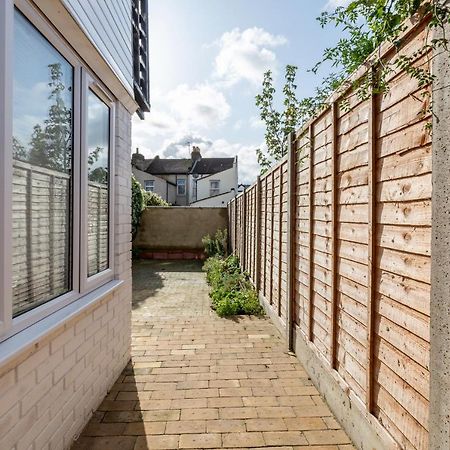 2 Bedrooms Serviced Apartment Excel Exhibition Centre, O2 Arena, Stratford Olympic City, Forest Gate, Central London Londres Exterior foto